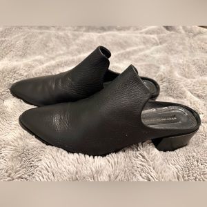 Black Steve Madden shoes size 9